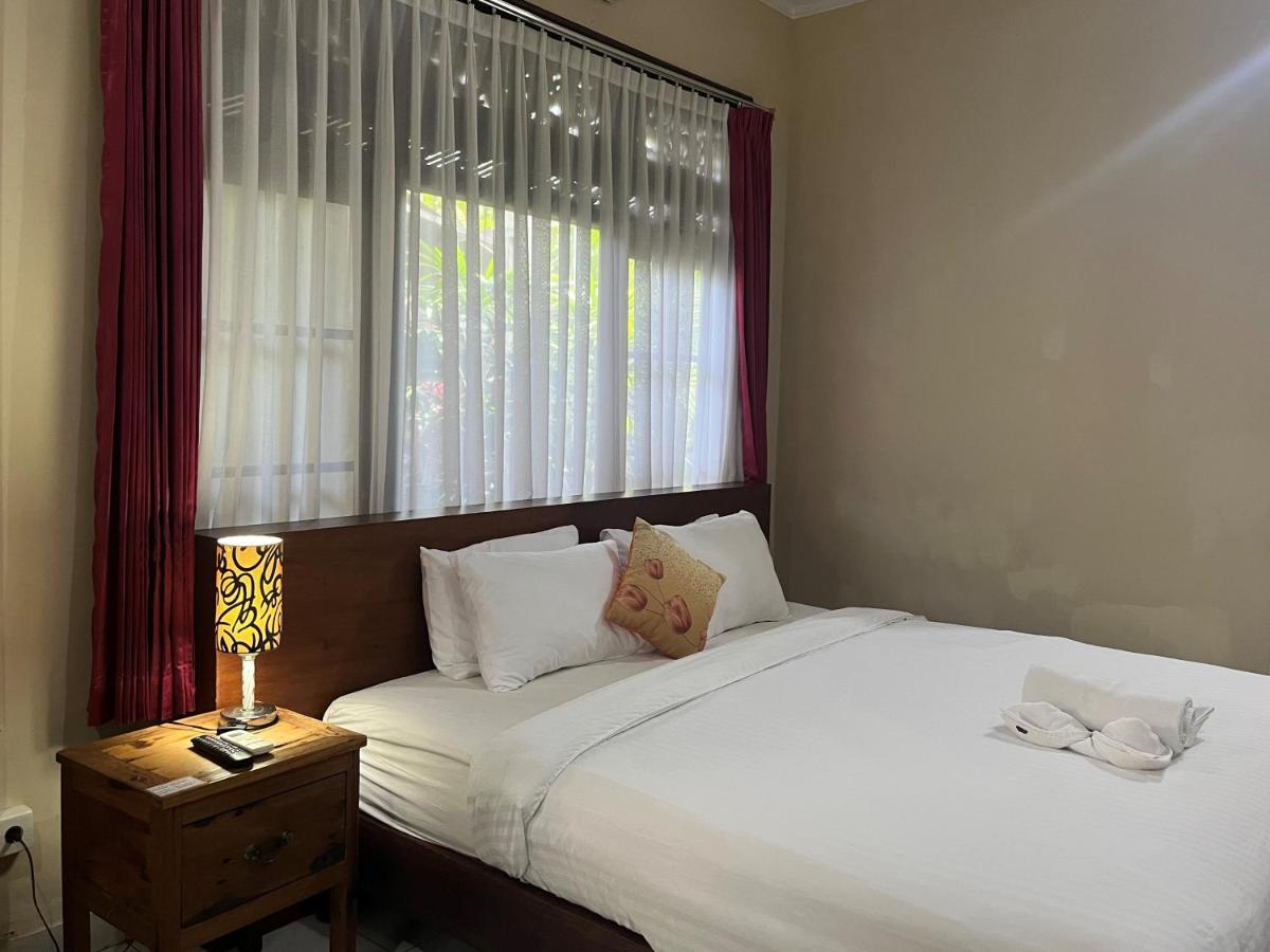 Ngetis Home Stay Sanur Esterno foto