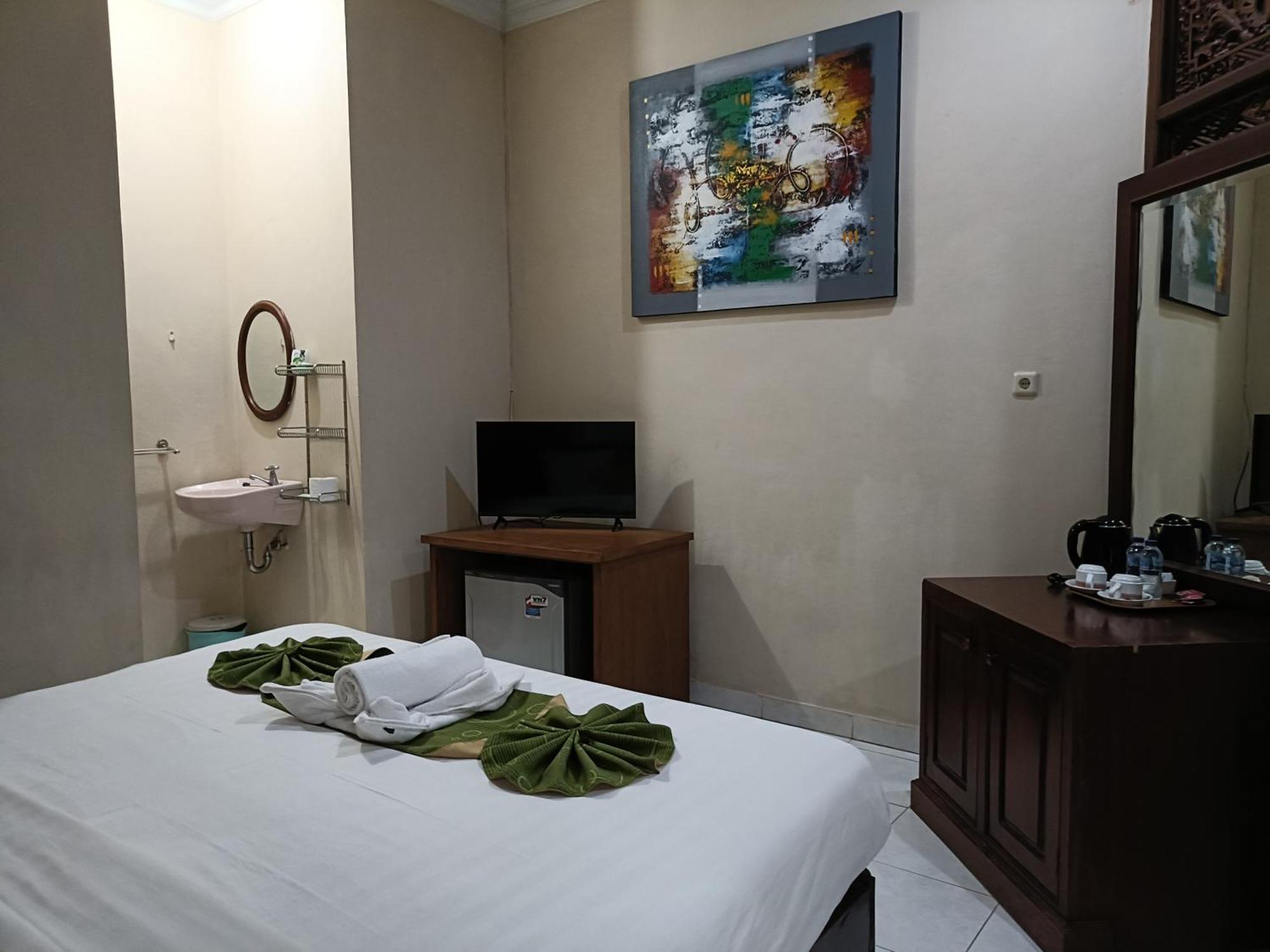 Ngetis Home Stay Sanur Esterno foto