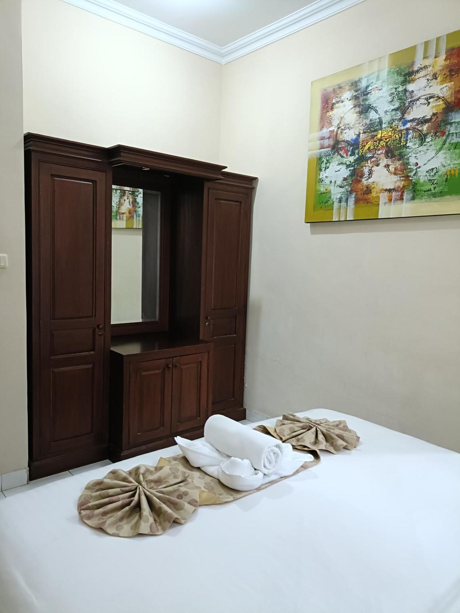 Ngetis Home Stay Sanur Esterno foto