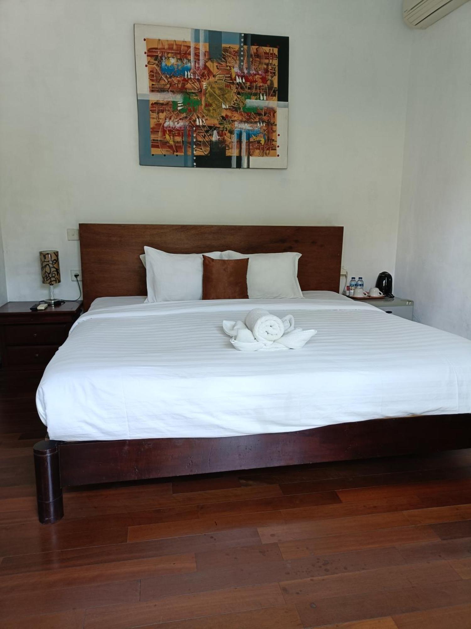 Ngetis Home Stay Sanur Esterno foto