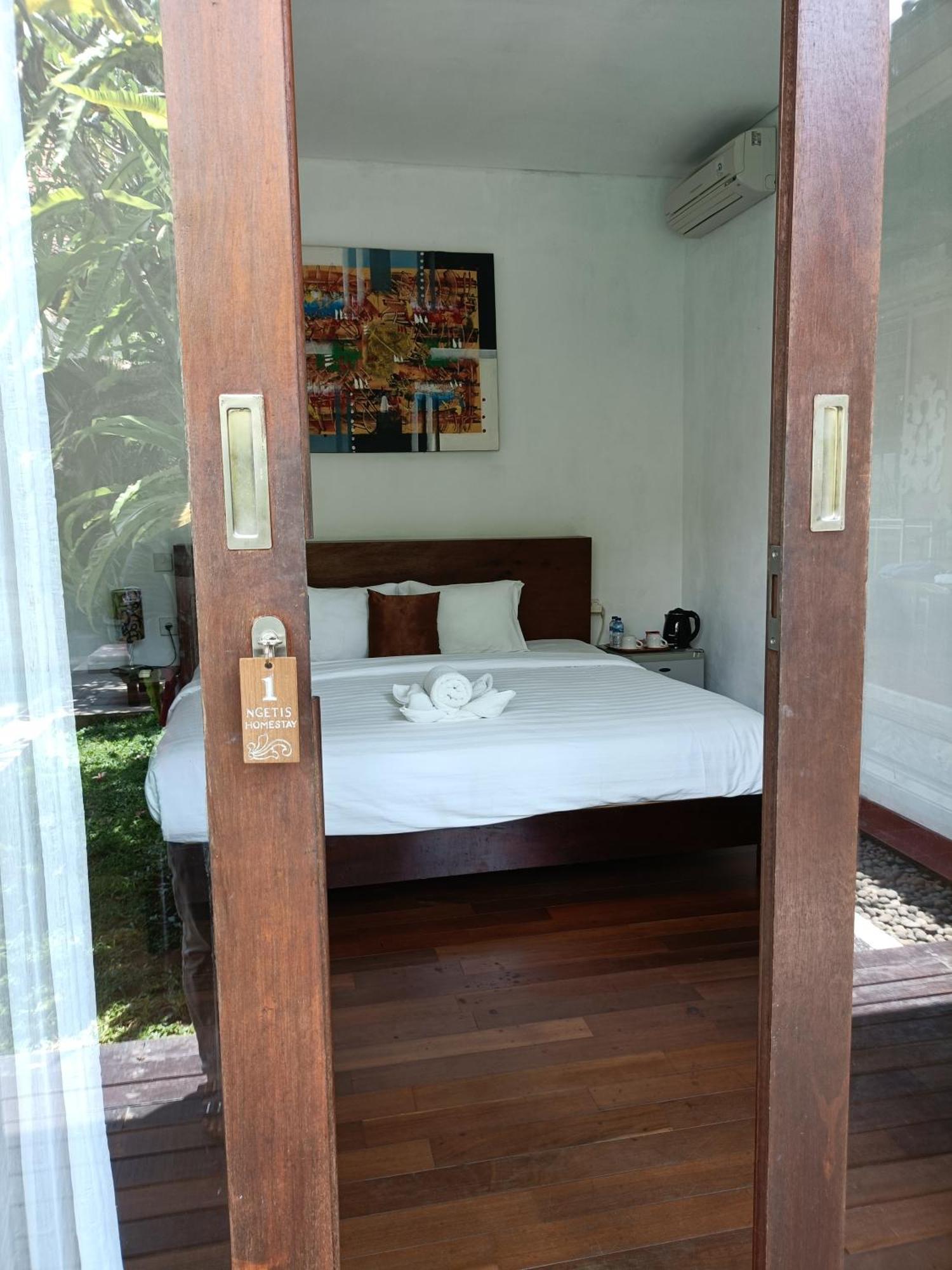 Ngetis Home Stay Sanur Esterno foto