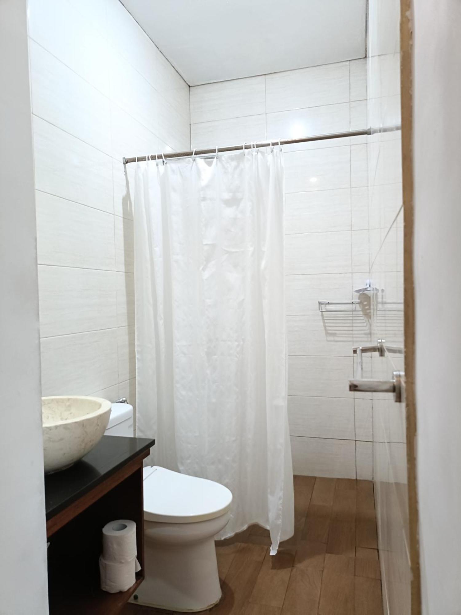Ngetis Home Stay Sanur Esterno foto