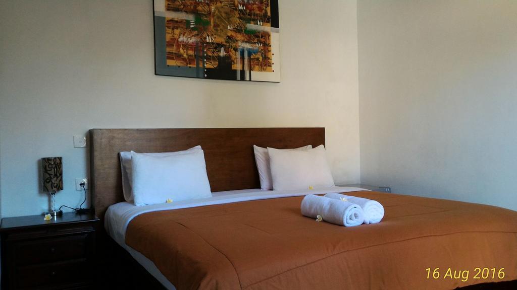 Ngetis Home Stay Sanur Esterno foto