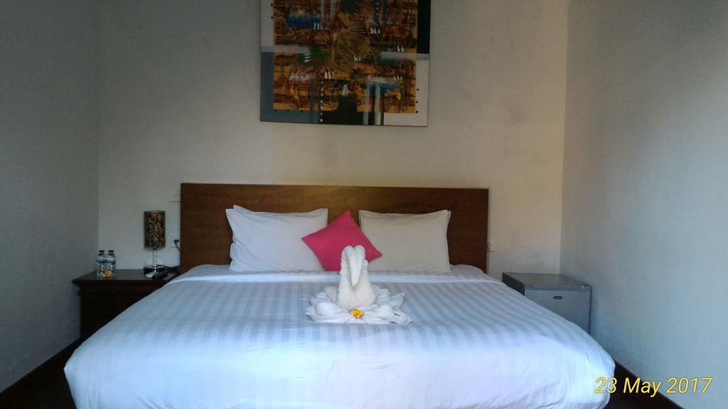 Ngetis Home Stay Sanur Esterno foto