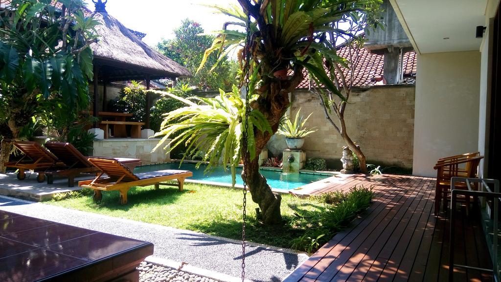 Ngetis Home Stay Sanur Esterno foto